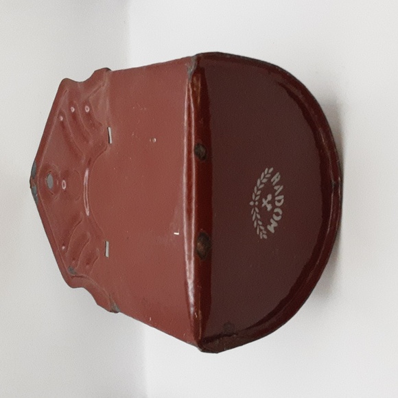 Vintage Radom, Poland Enamel Salt Box - Picture 6 of 9